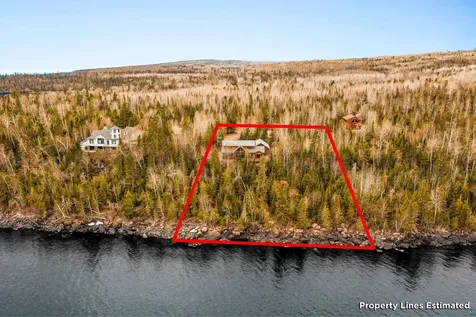 20 Big Bay Point Hovland MN 55606