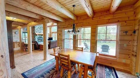 48 Wolf Point Trail Grand Marais MN 55604