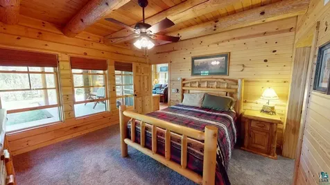 48 Wolf Point Trail Grand Marais MN 55604