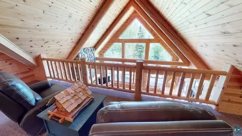 48 Wolf Point Trail Grand Marais MN 55604