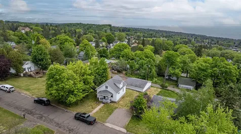 1428 Fern Avenue Duluth MN 55805