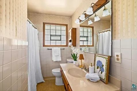 2627 W 15th Street Duluth MN 55806