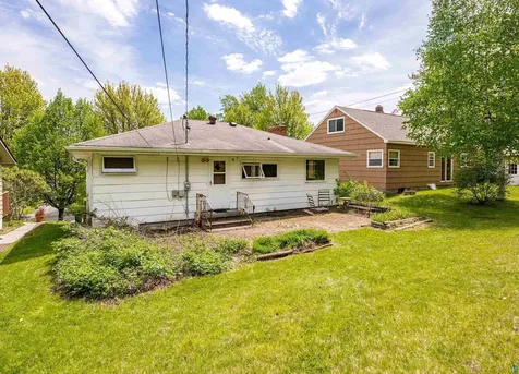 2627 W 15th Street Duluth MN 55806