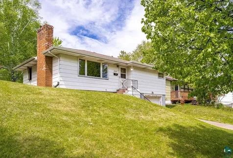 2627 W 15th Street Duluth MN 55806