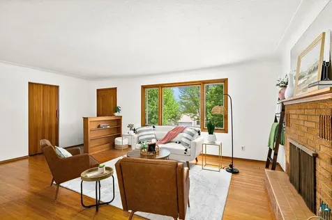 2627 W 15th Street Duluth MN 55806