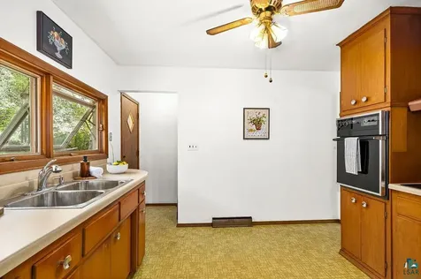 2627 W 15th Street Duluth MN 55806