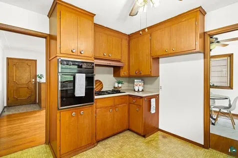 2627 W 15th Street Duluth MN 55806