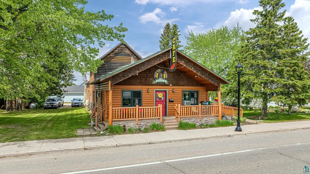 955 E Sheridan Street Ely MN 55731