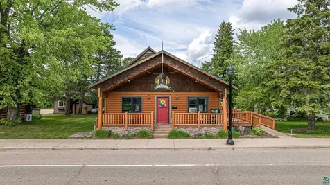 955 E Sheridan Street Ely MN 55731