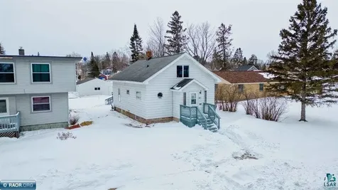 411 NW 9th Street Chisholm MN 55719