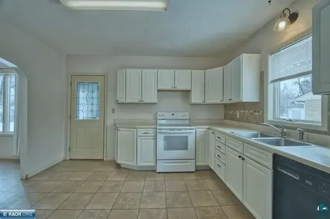 411 NW 9th Street Chisholm MN 55719