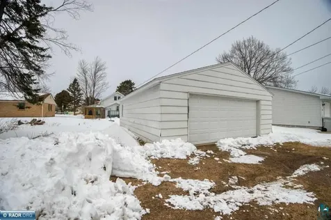 411 NW 9th Street Chisholm MN 55719