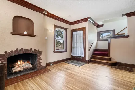 627 N 20th Avenue E Duluth MN 55812
