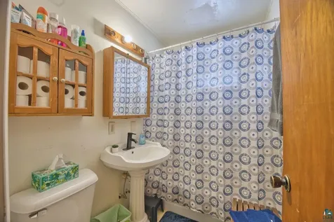 417 Arlington Road Hoyt Lakes MN 55750-0000