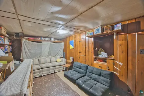 417 Arlington Road Hoyt Lakes MN 55750-0000