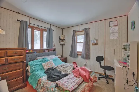 417 Arlington Road Hoyt Lakes MN 55750-0000