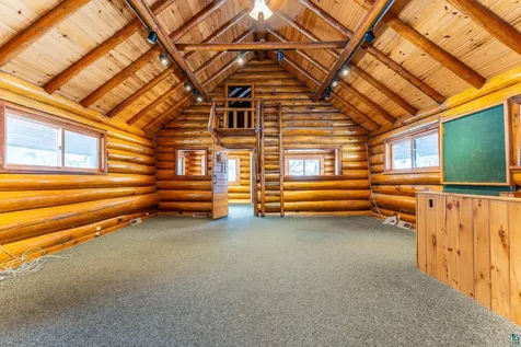 1600 E Sheridan Street Ely MN 55731