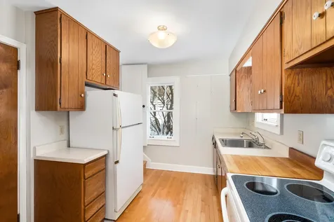 16 S 25th Avenue E Duluth MN 55812