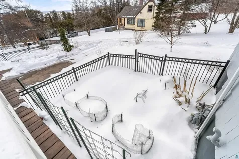 16 S 25th Avenue E Duluth MN 55812