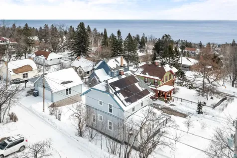 16 S 25th Avenue E Duluth MN 55812