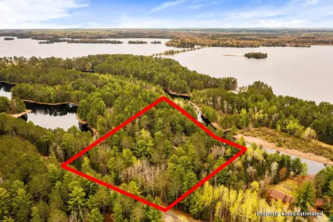 4512 Boulder Dam Road Duluth MN 55803