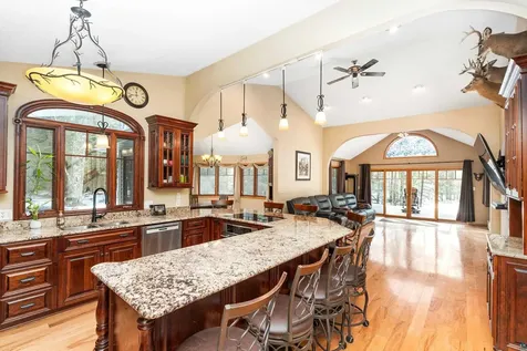 4512 Boulder Dam Road Duluth MN 55803
