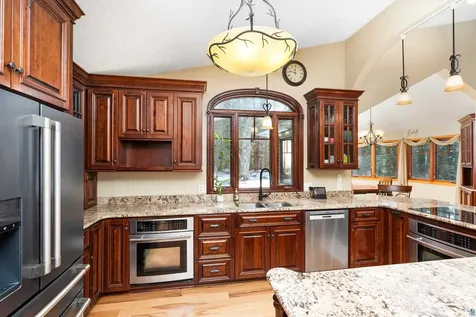 4512 Boulder Dam Road Duluth MN 55803