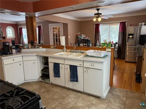 1916 Lawn Street Duluth MN 55812-8440