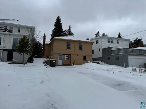 1916 Lawn Street Duluth MN 55812-8440