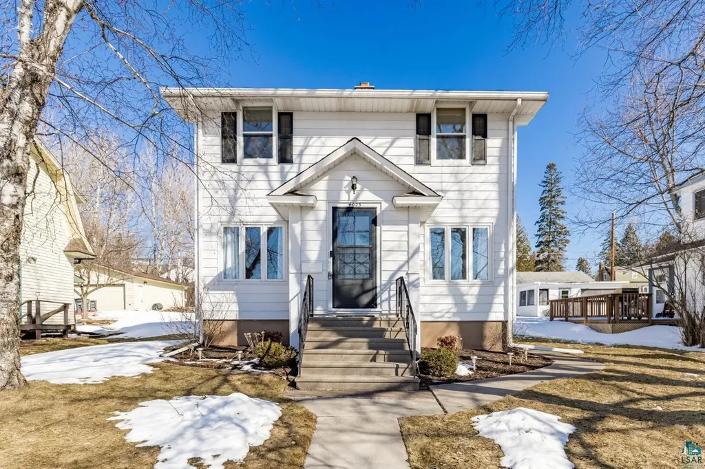 4025 Gladstone Street Duluth MN 55804