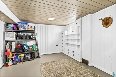 4025 Gladstone Street Duluth MN 55804