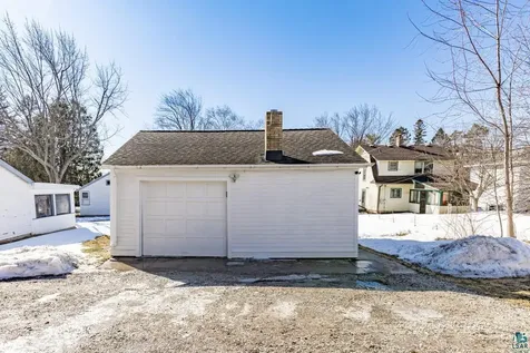 4025 Gladstone Street Duluth MN 55804