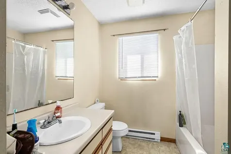 2417 Vermilion Road Duluth MN 55803