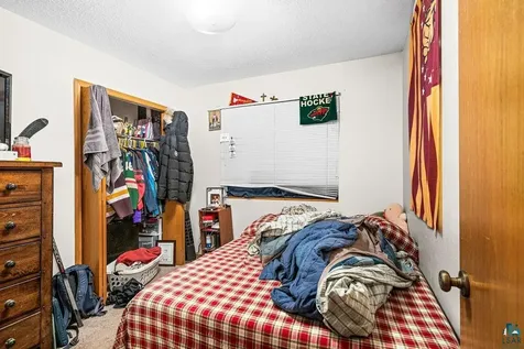 2417 Vermilion Road Duluth MN 55803