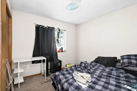 2417 Vermilion Road Duluth MN 55803