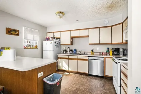 2417 Vermilion Road Duluth MN 55803
