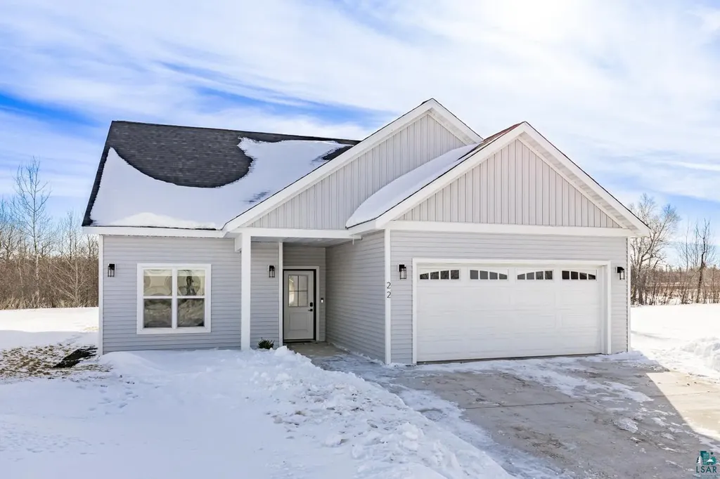 22 Spartan Circle Drive Superior WI 54880