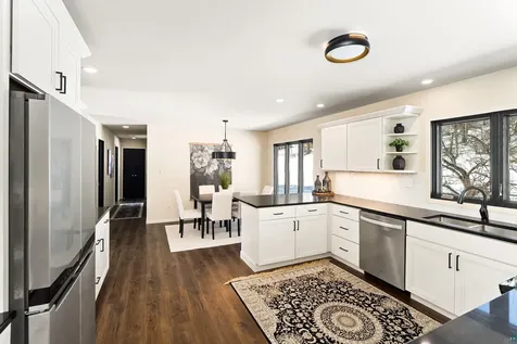 3273 Strand Road Duluth MN 55803