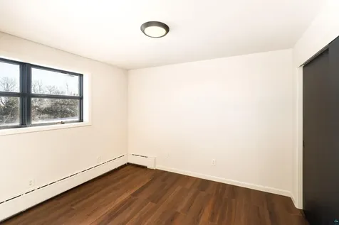 3273 Strand Road Duluth MN 55803