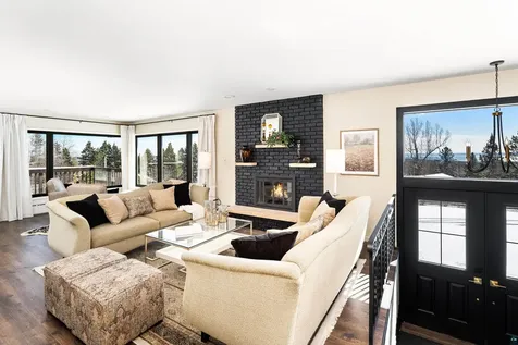3273 Strand Road Duluth MN 55803