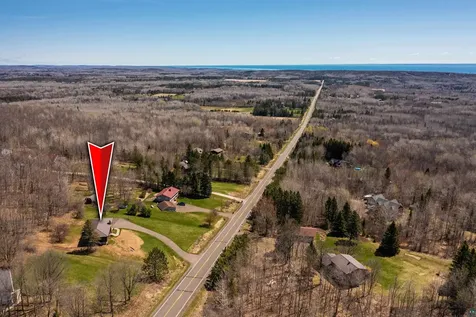 3273 Strand Road Duluth MN 55803