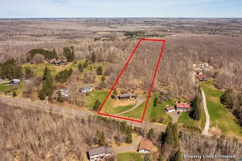 3273 Strand Road Duluth MN 55803