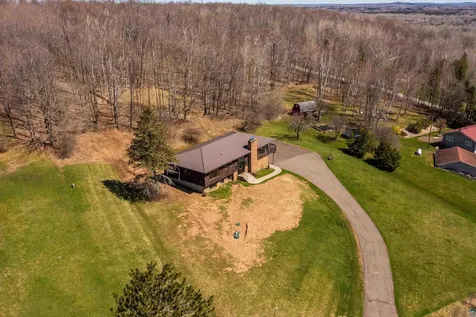 3273 Strand Road Duluth MN 55803