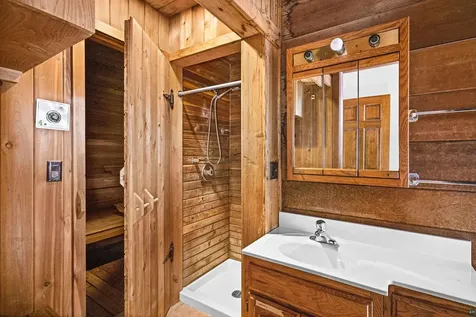 4437 Sunshine Lake Road Duluth MN 55803