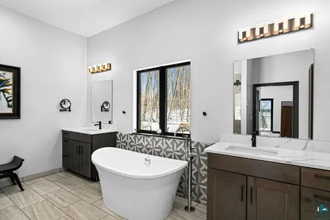 5524 Driftwood Estates Road Duluth MN 55803