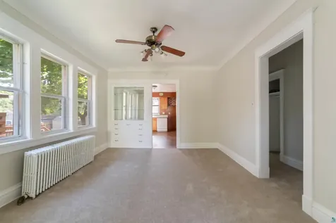 915 Grandview Avenue Duluth MN 55812