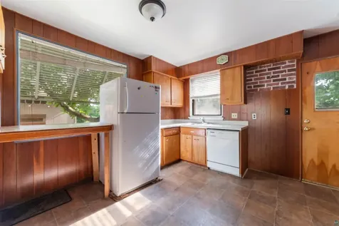 915 Grandview Avenue Duluth MN 55812