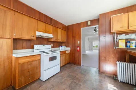 915 Grandview Avenue Duluth MN 55812