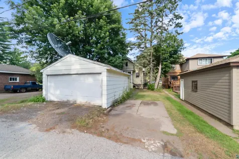 915 Grandview Avenue Duluth MN 55812