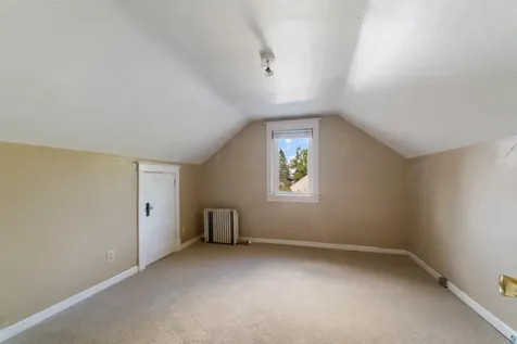 915 Grandview Avenue Duluth MN 55812